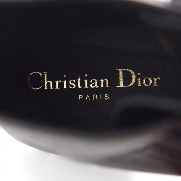 CHRISTIAN DIOR Calfskin Diorunit Low Boot - Picture 10 of 10